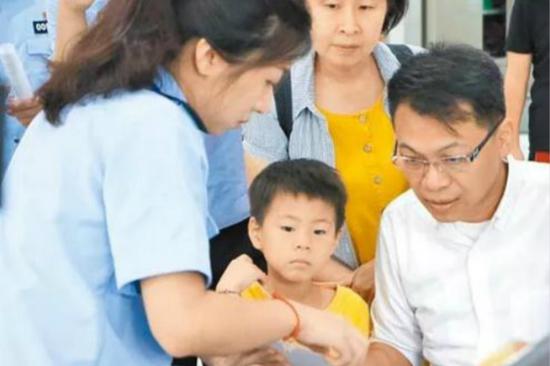 国台办：居住证受台胞欢迎 已有超2.2万人申领